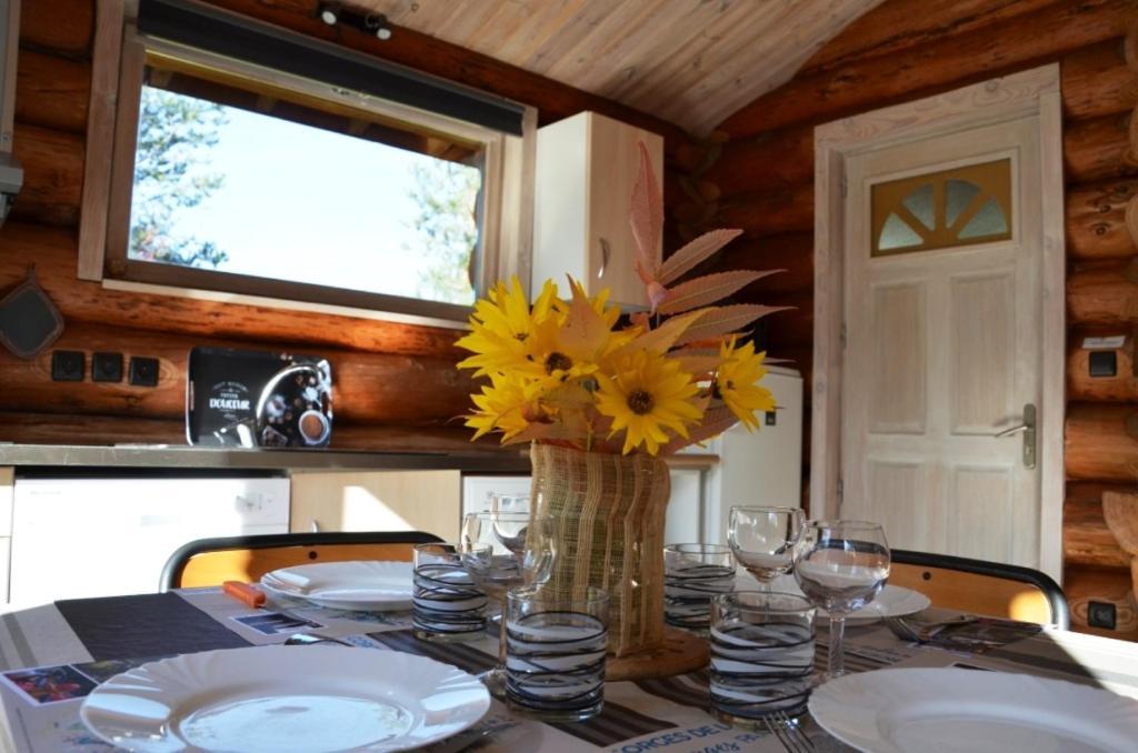 Pialous:Chalet En Rondins Avec Espace Detente La Chapelle-d'Aurec Exterior foto